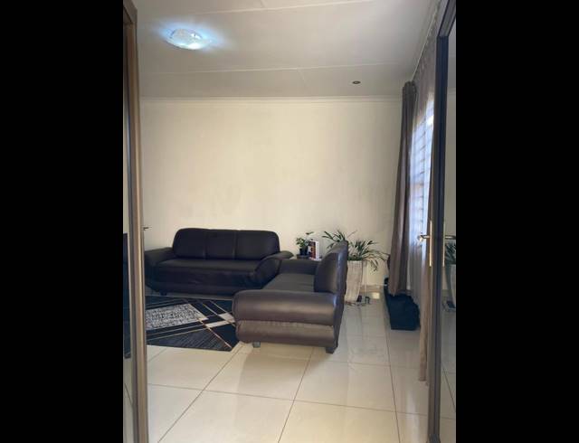 3 BEDROOM HOUSE FOR SALE IN LIEFDE EN VREDE